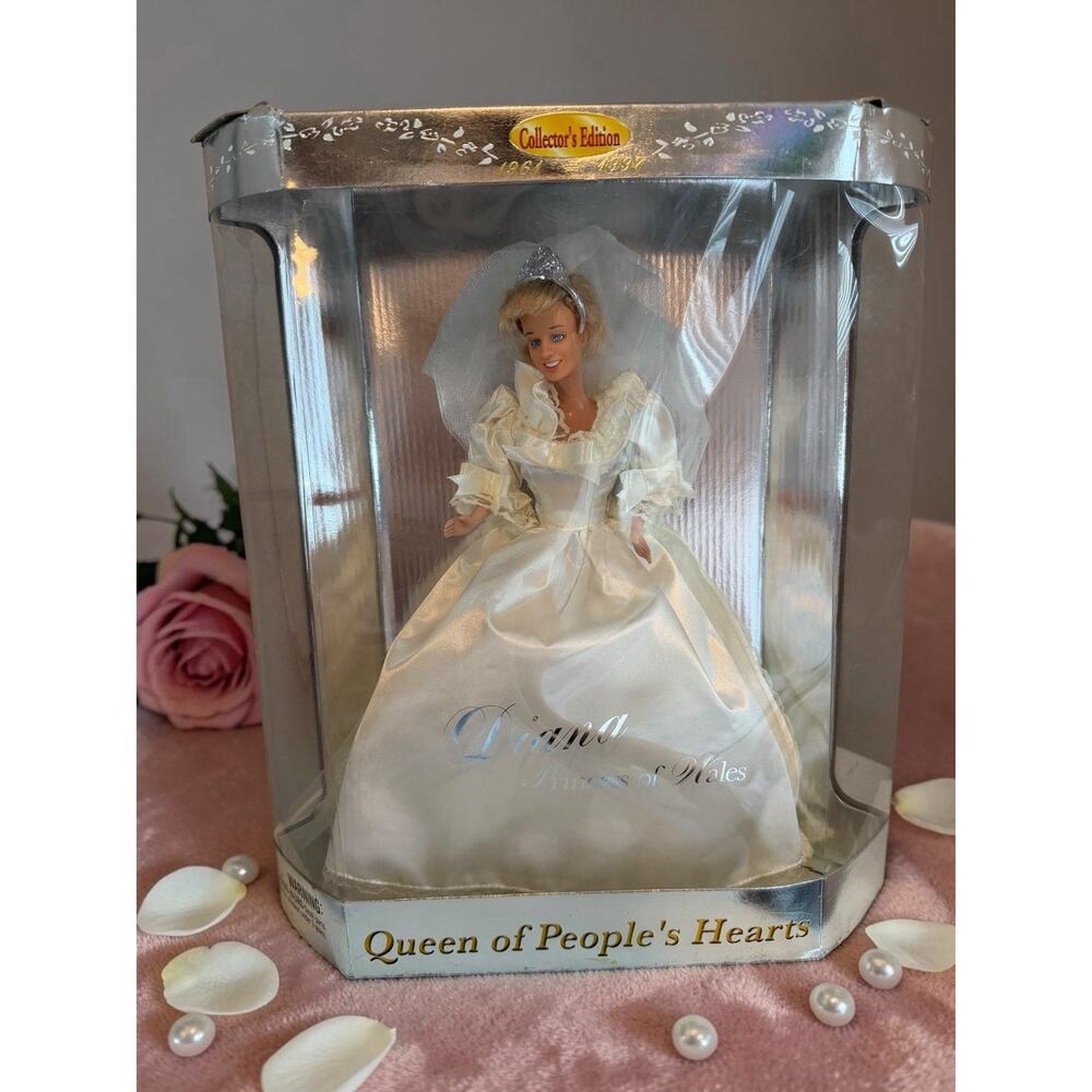 Street Players Princess Diana Queen of People’s Hearts Doll, 11 in, 1997